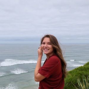 Meet your Posher, Amanda